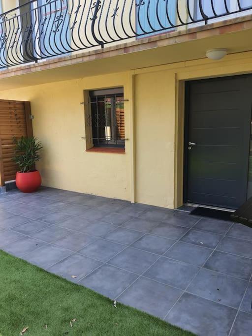 Superbe Appartement Avec Jacuzzi Et Exterieur Perpignan Exterior foto